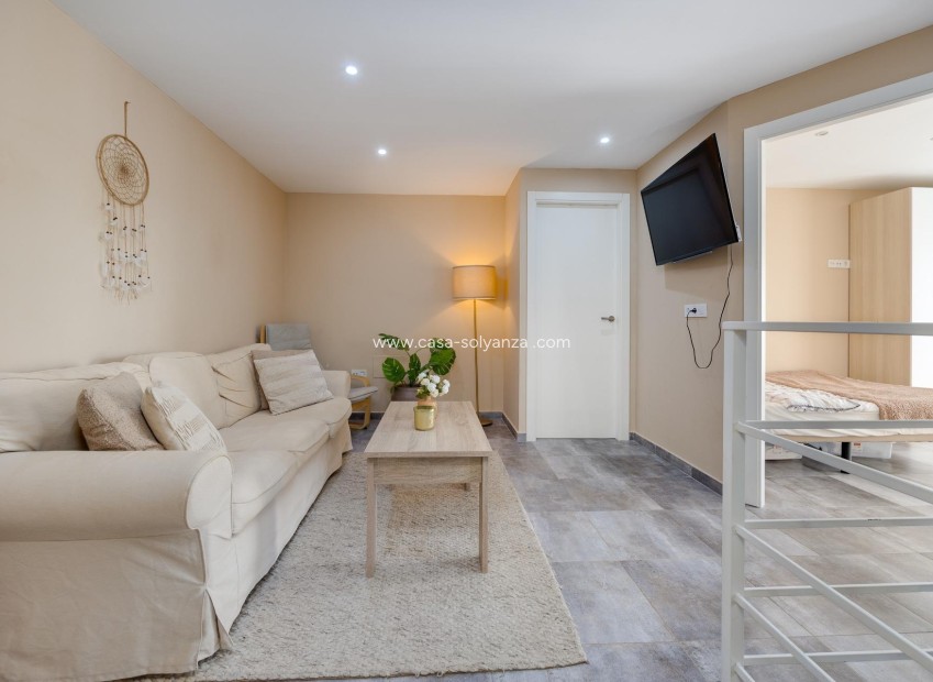 Resale - Apartment / flat - Torrevieja - Center