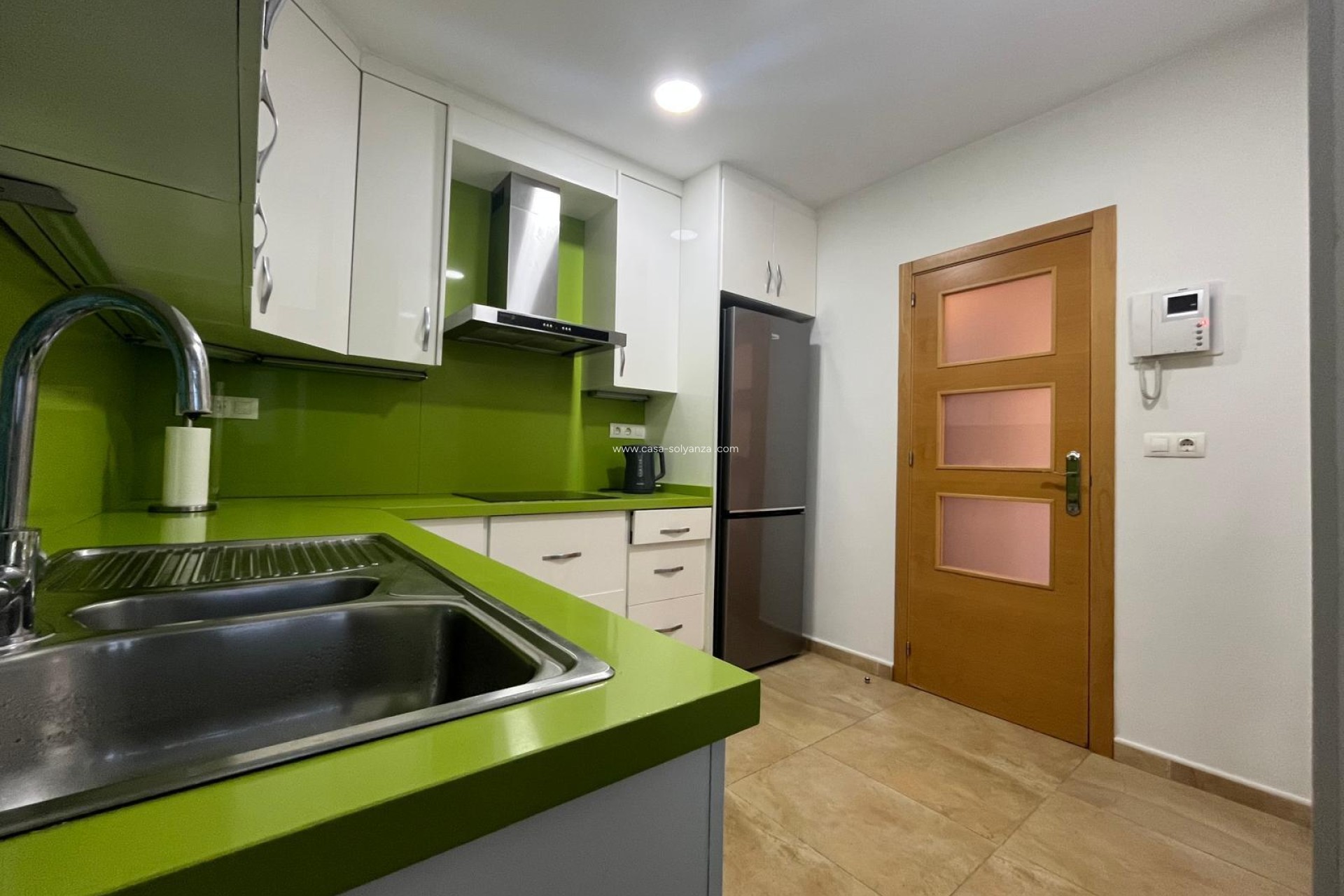 Resale - Apartment / flat - Torrevieja - Center