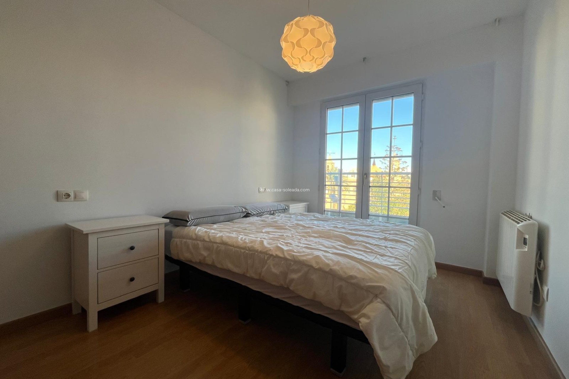 Resale - Apartment / flat - Torrevieja - Center