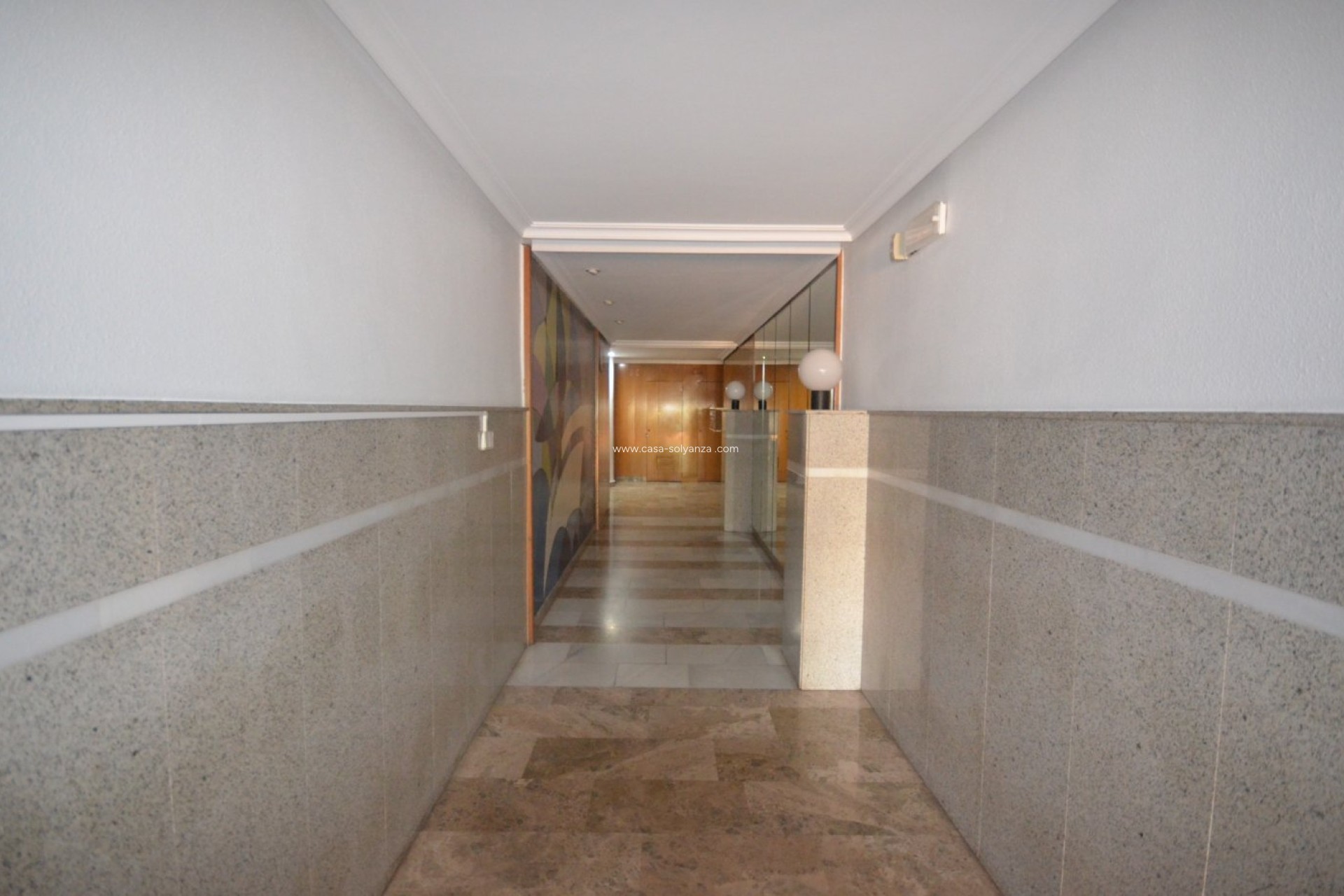Resale - Apartment / flat - Torrevieja - Center