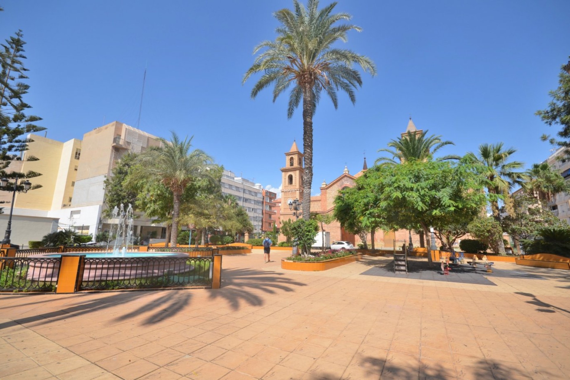 Resale - Apartment / flat - Torrevieja - Center