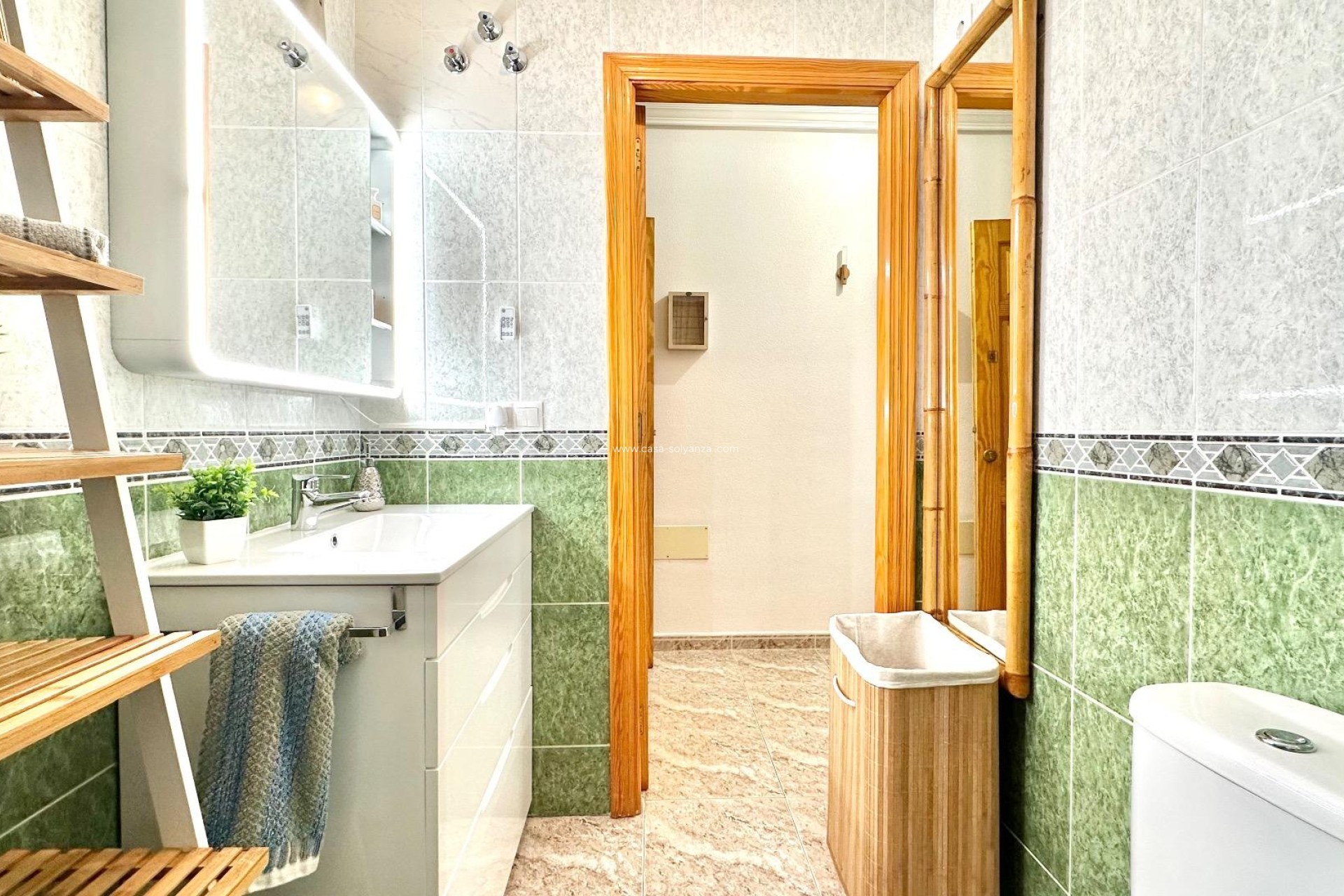 Resale - Apartment / flat - Torrevieja - Center