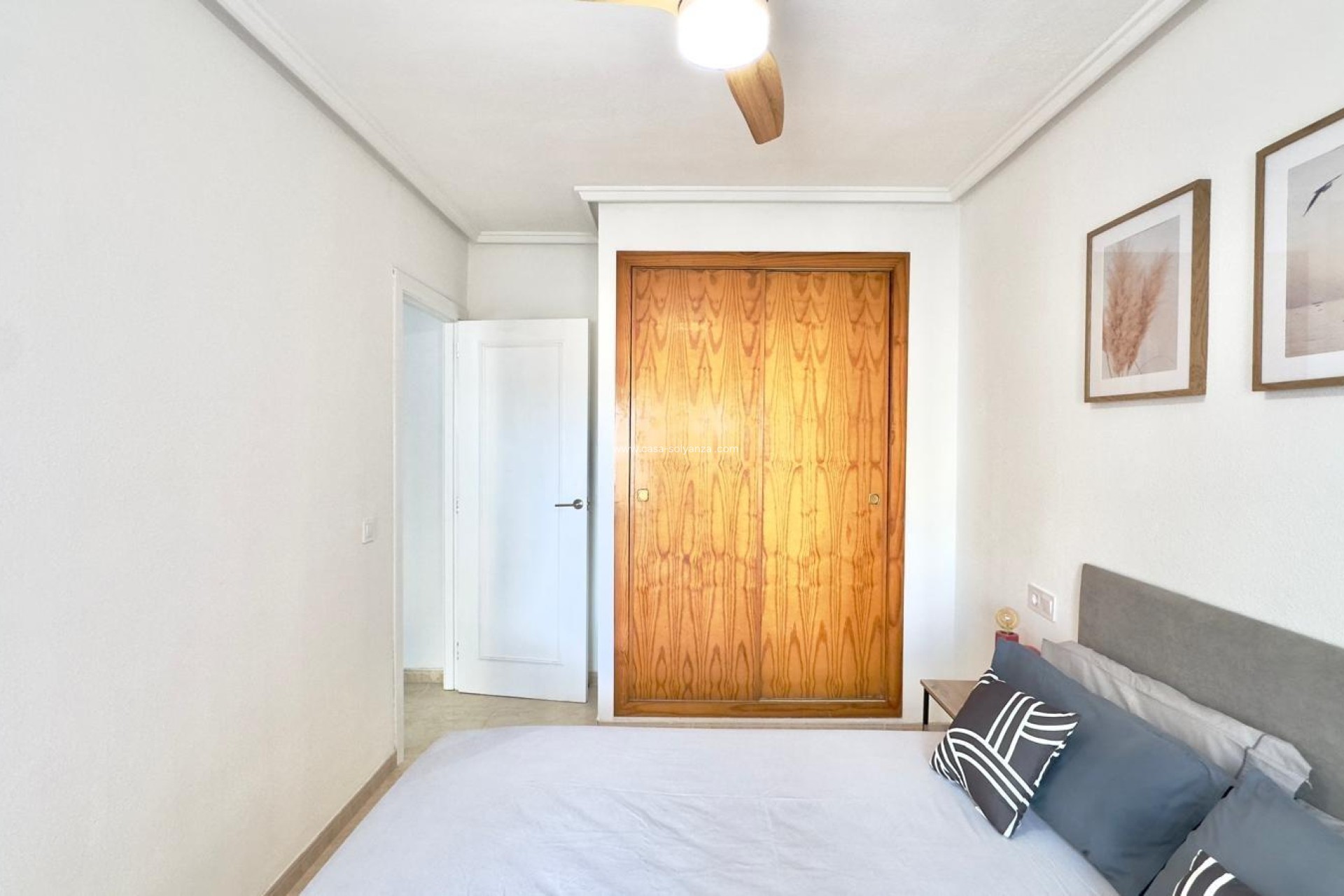 Resale - Apartment / flat - Torrevieja - Center