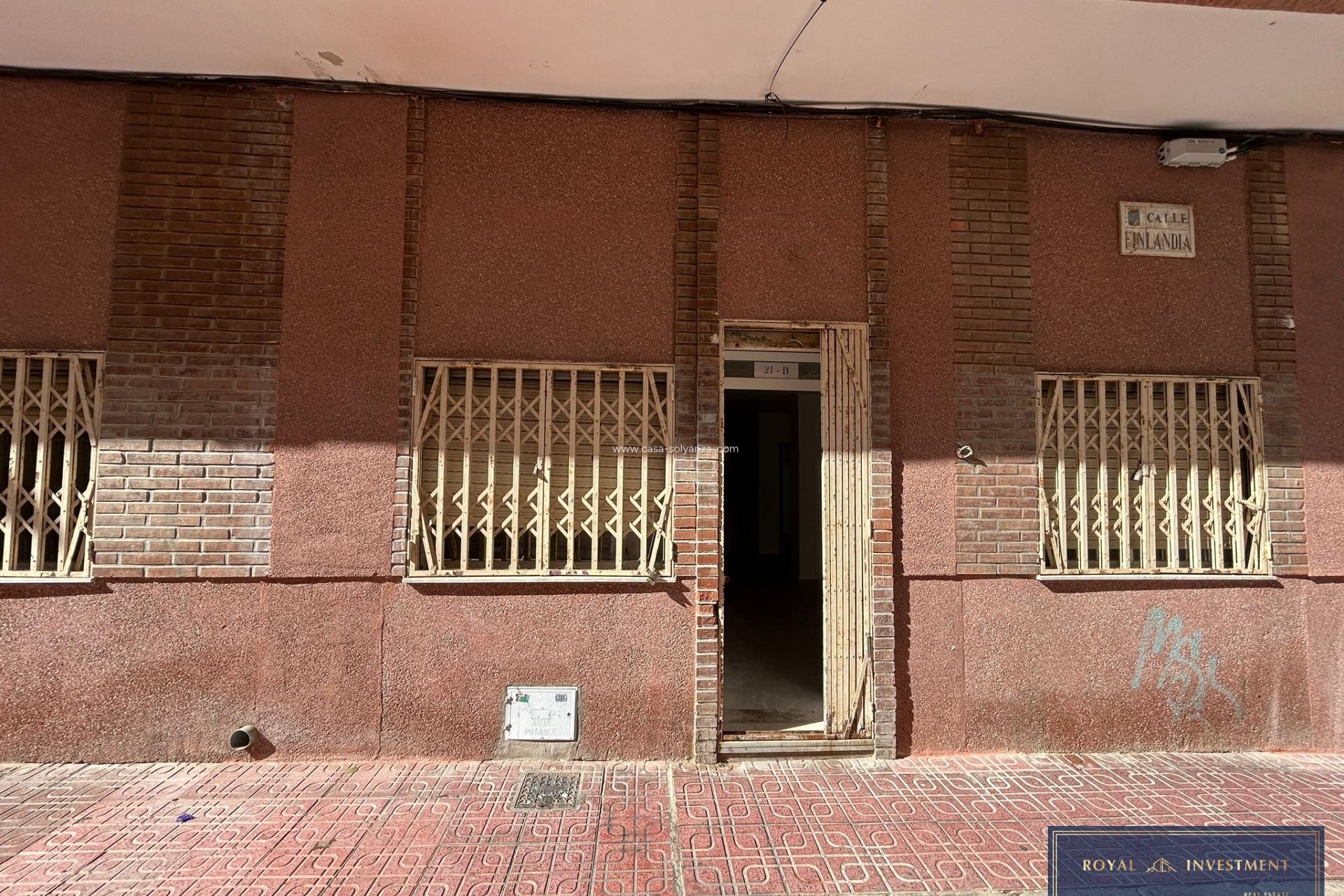 Resale - Apartment / flat - Torrevieja - Center