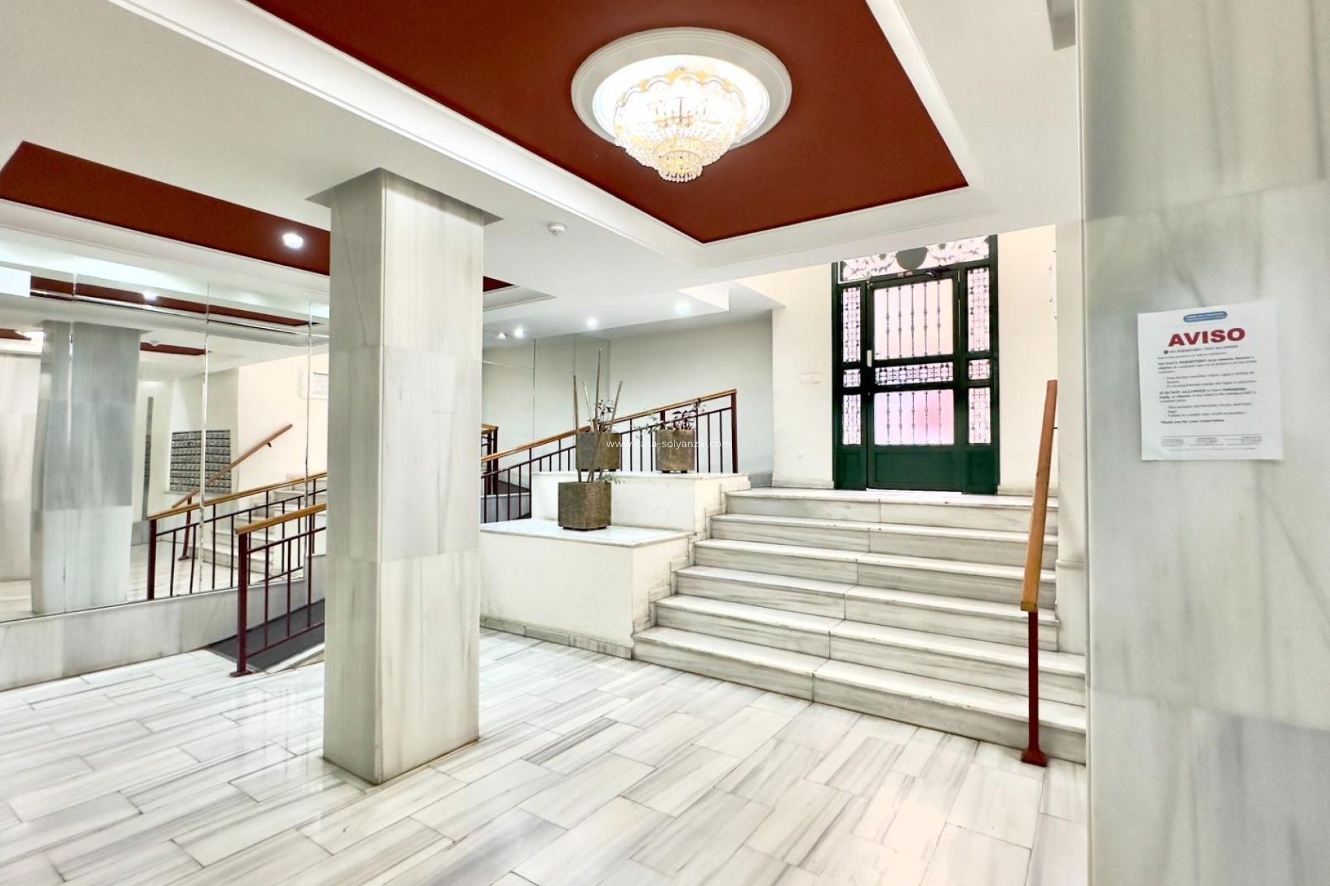 Resale - Apartment / flat - Torrevieja - Center