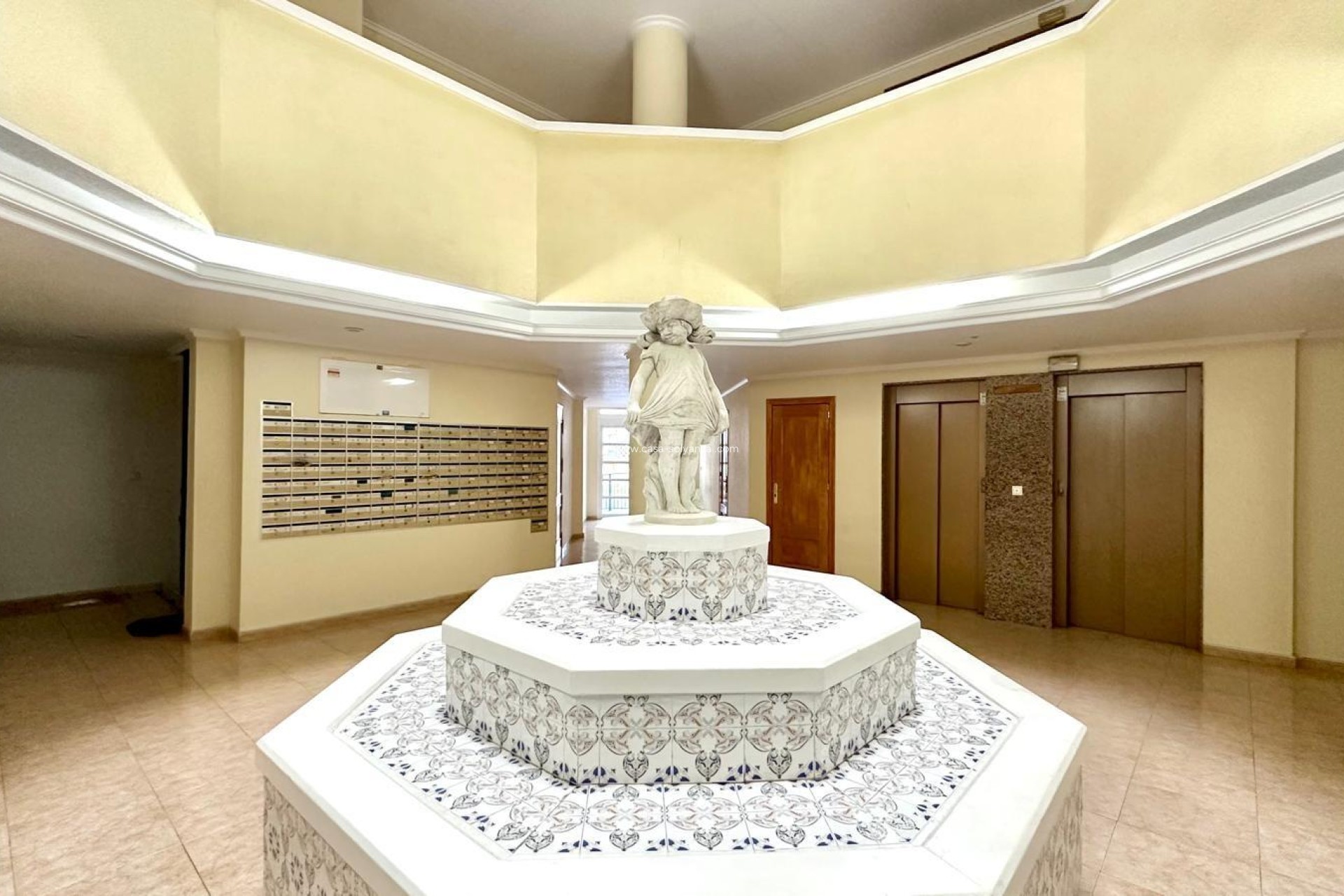 Resale - Apartment / flat - Torrevieja - Center