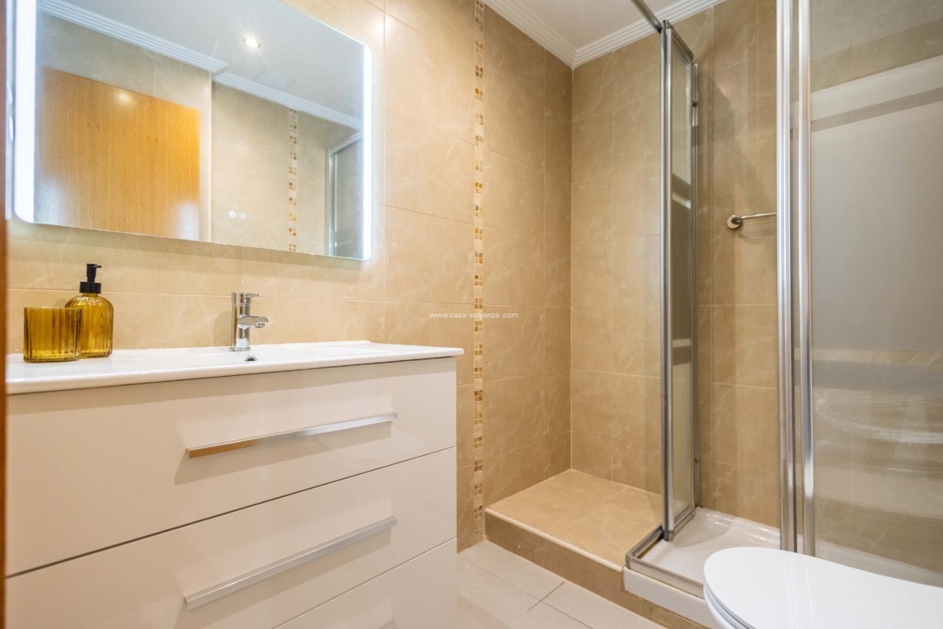 Resale - Apartment / flat - Torrevieja - Center