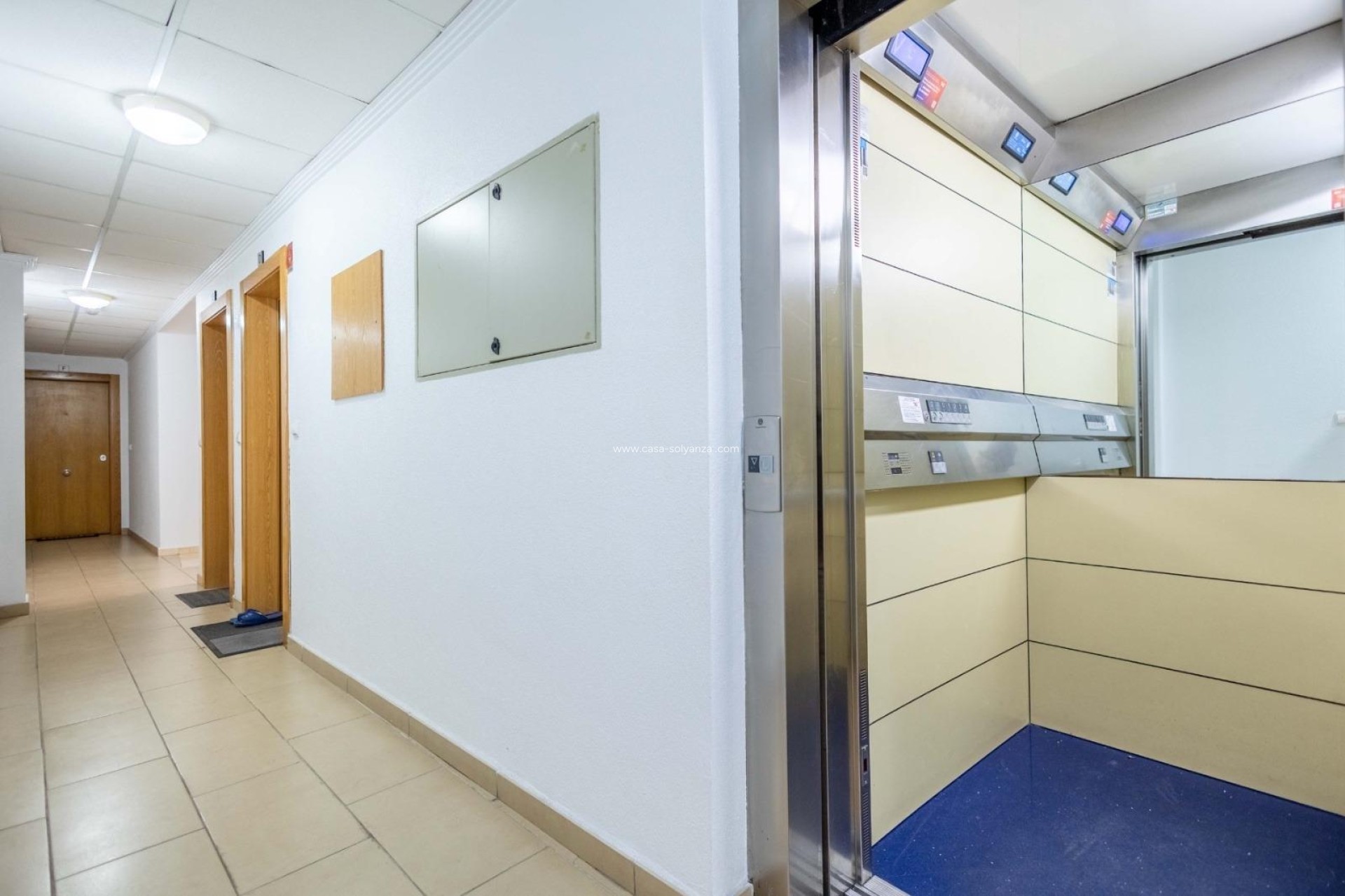 Resale - Apartment / flat - Torrevieja - Center