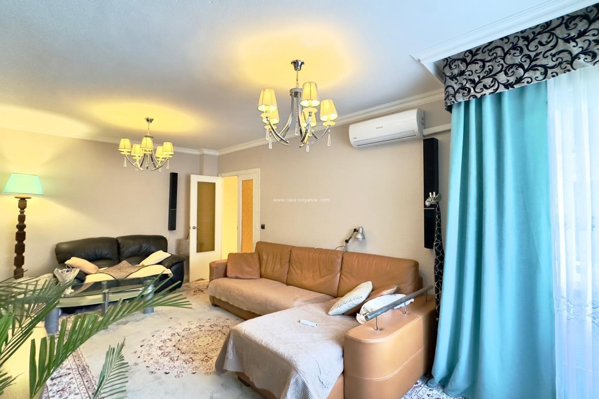Resale - Apartment / flat - Torrevieja - Center