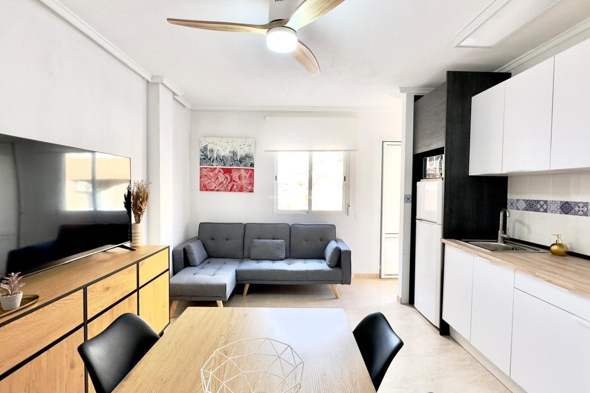 Resale - Apartment / flat - Torrevieja - Center