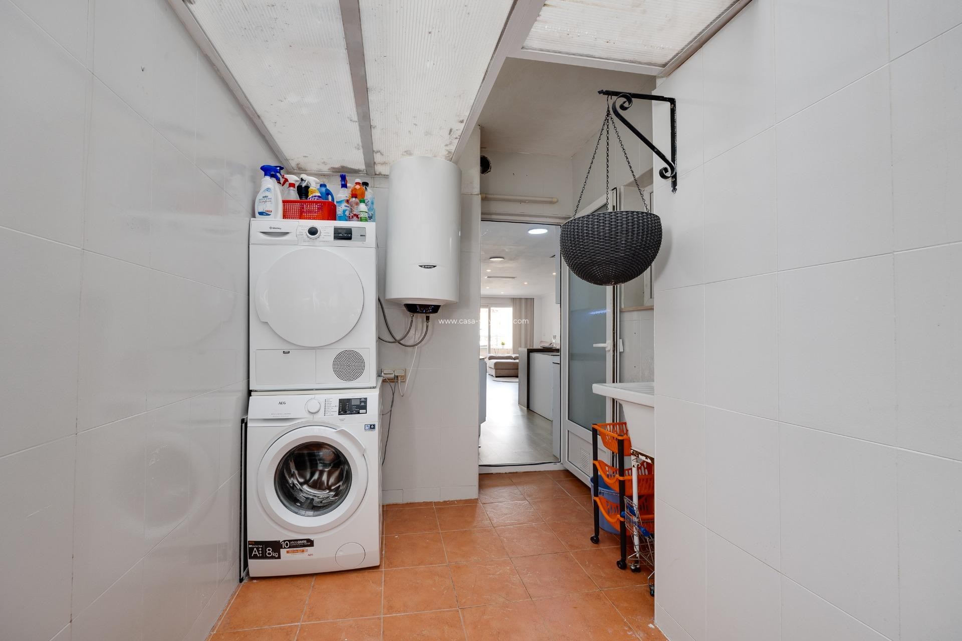 Resale - Apartment / flat - Torrevieja - Center