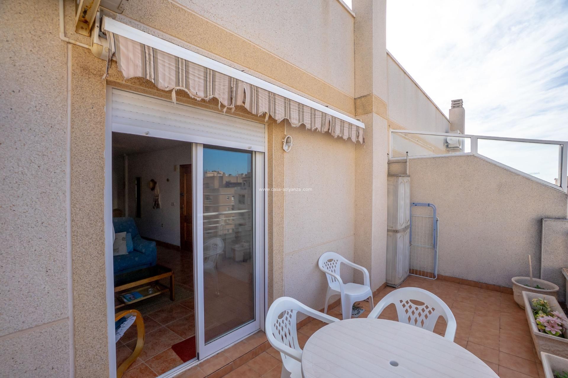 Resale - Apartment / flat - Torrevieja - Center