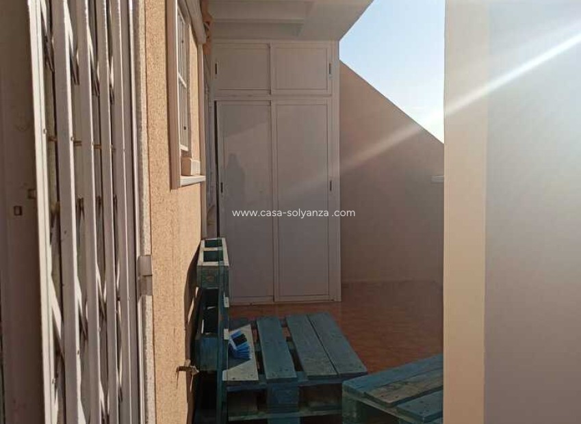 Resale - Apartment / flat - Torrevieja - Center