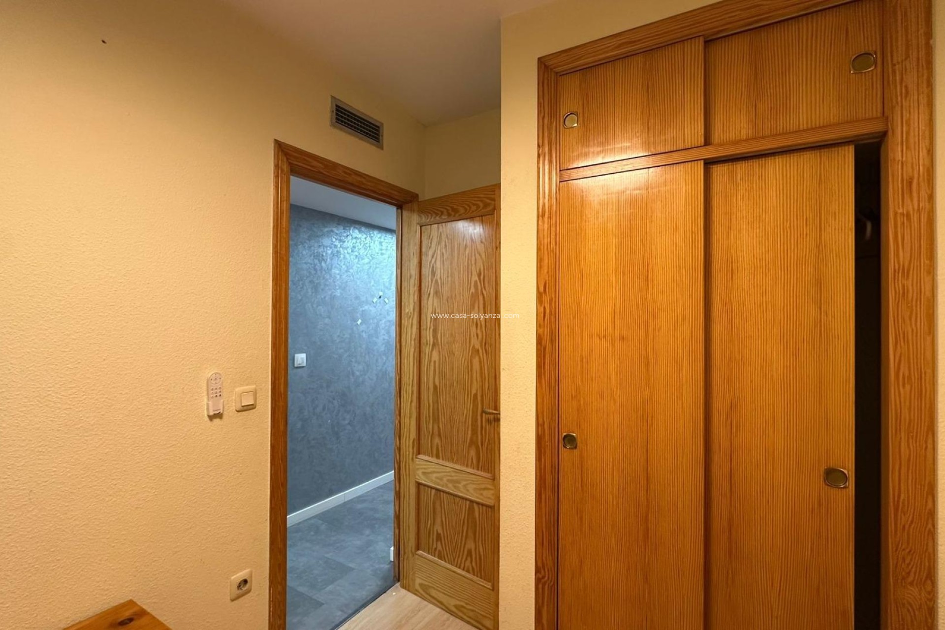 Resale - Apartment / flat - Torrevieja - Center