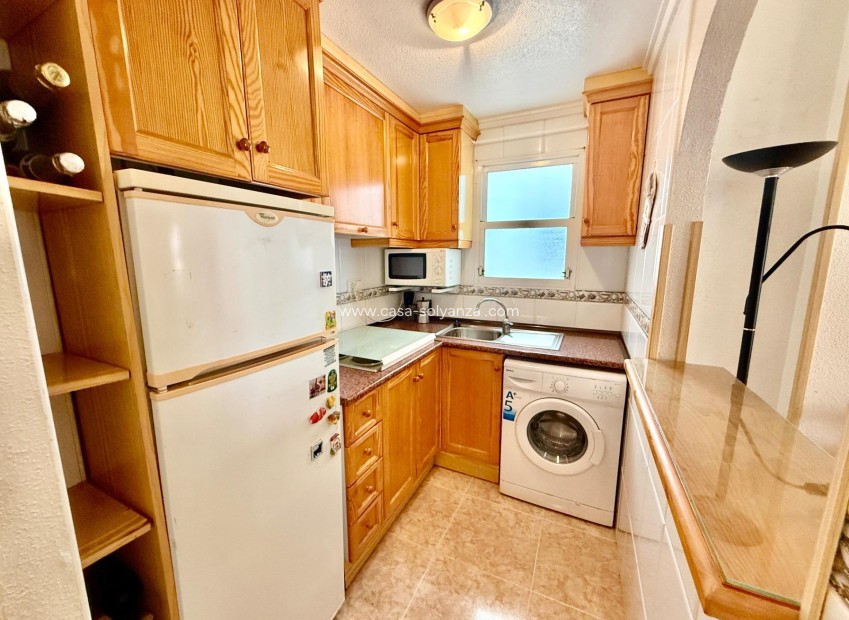 Resale - Apartment / flat - Torrevieja - Center