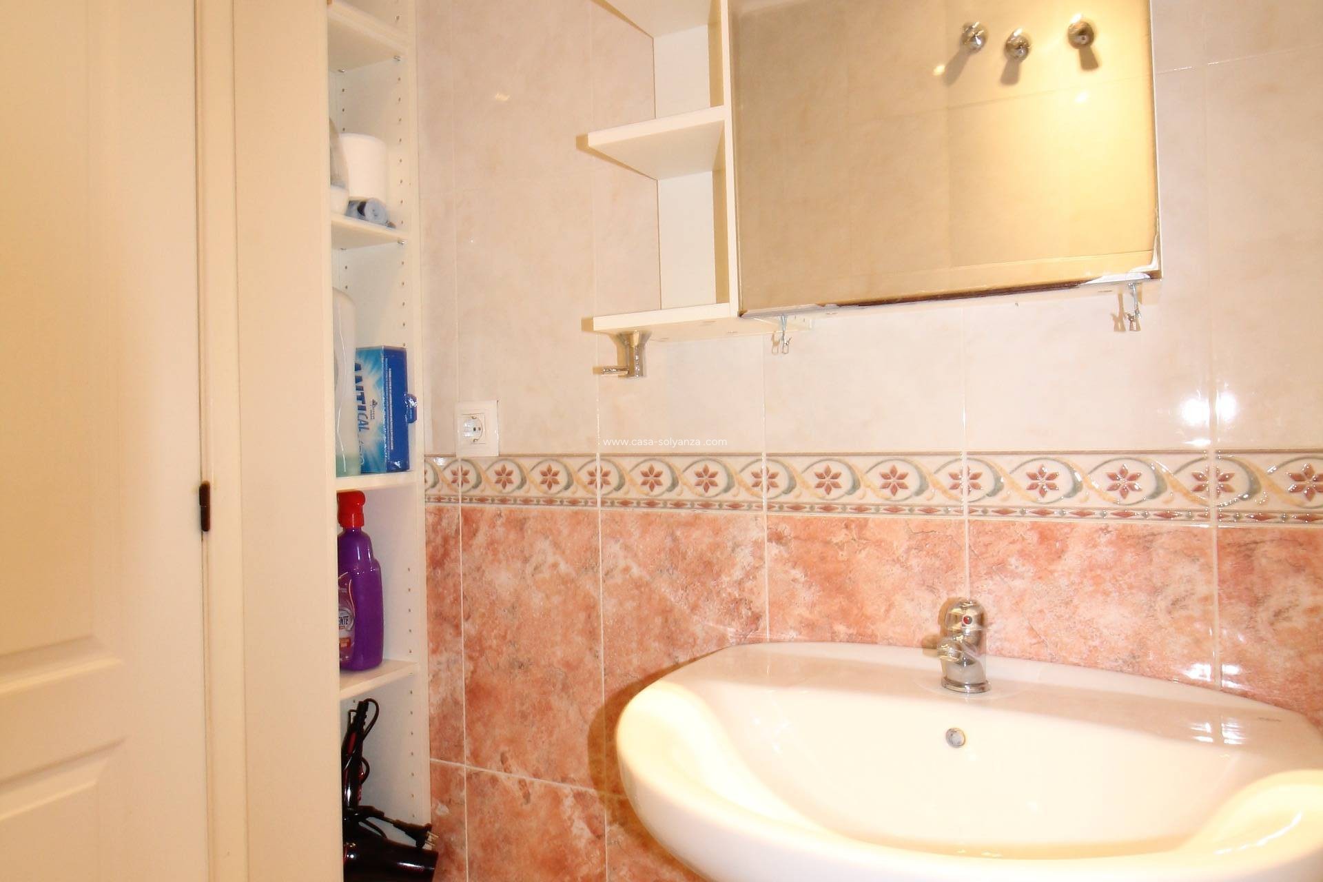 Resale - Apartment / flat - Torrevieja - Center