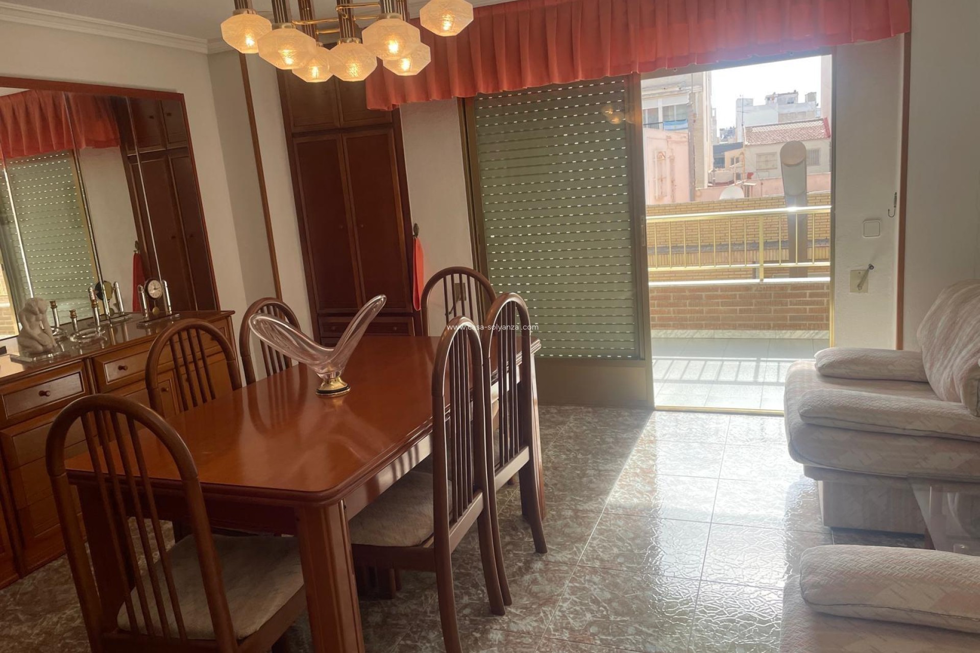 Resale - Apartment / flat - Torrevieja - Center