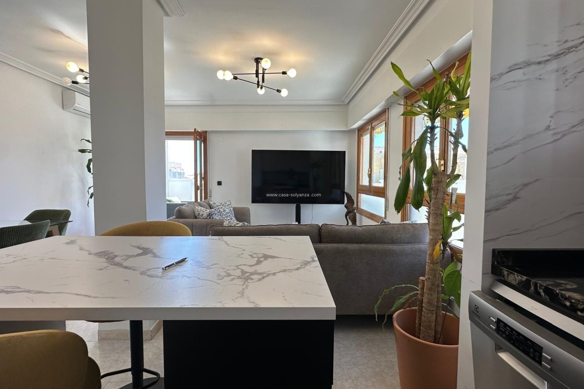 Resale - Apartment / flat - Torrevieja - Center