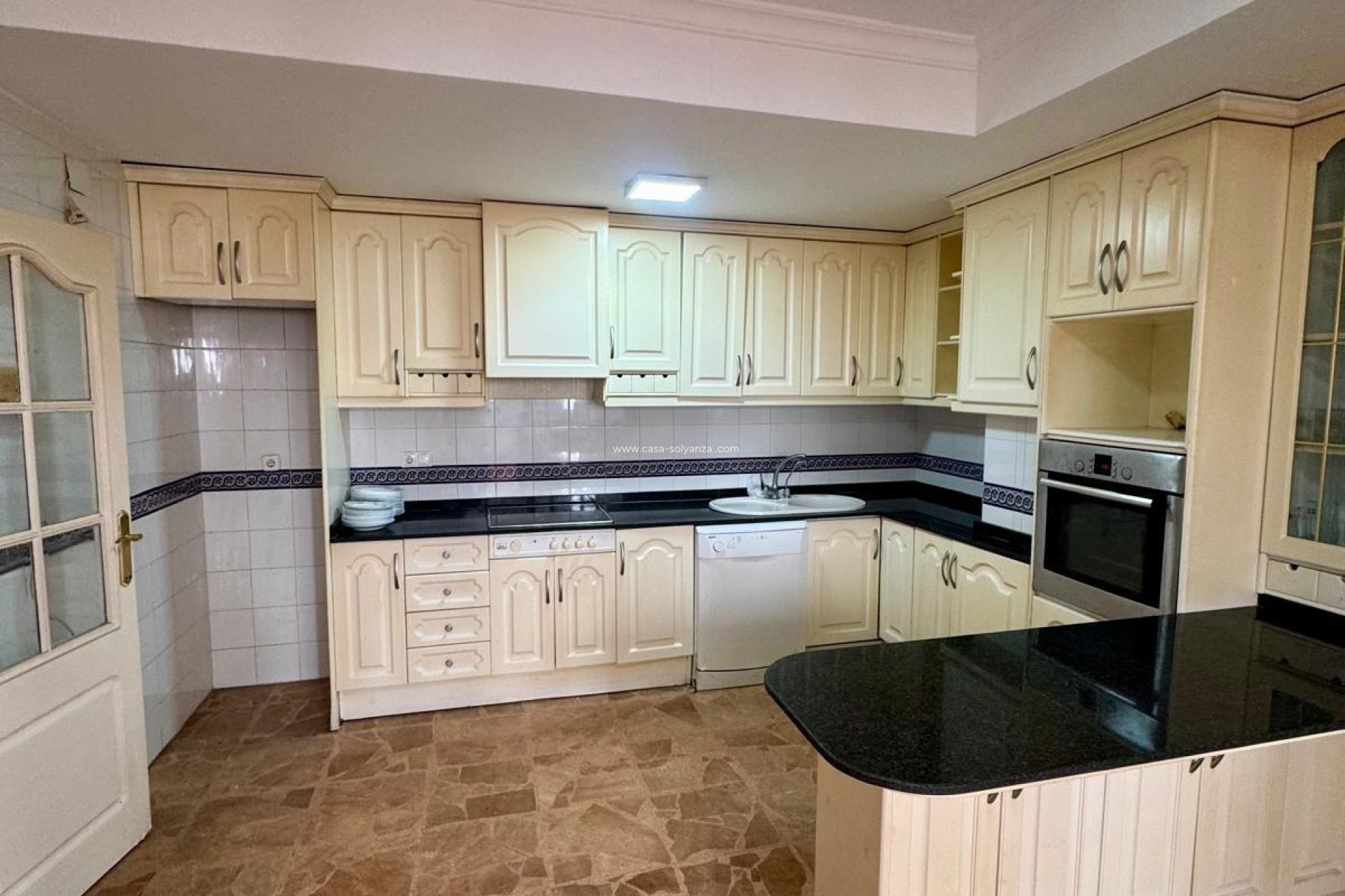 Resale - Apartment / flat - Torrevieja - Center