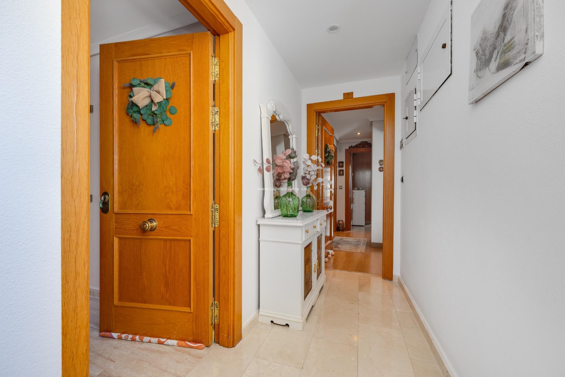 Resale - Apartment / flat - Torrevieja - Center