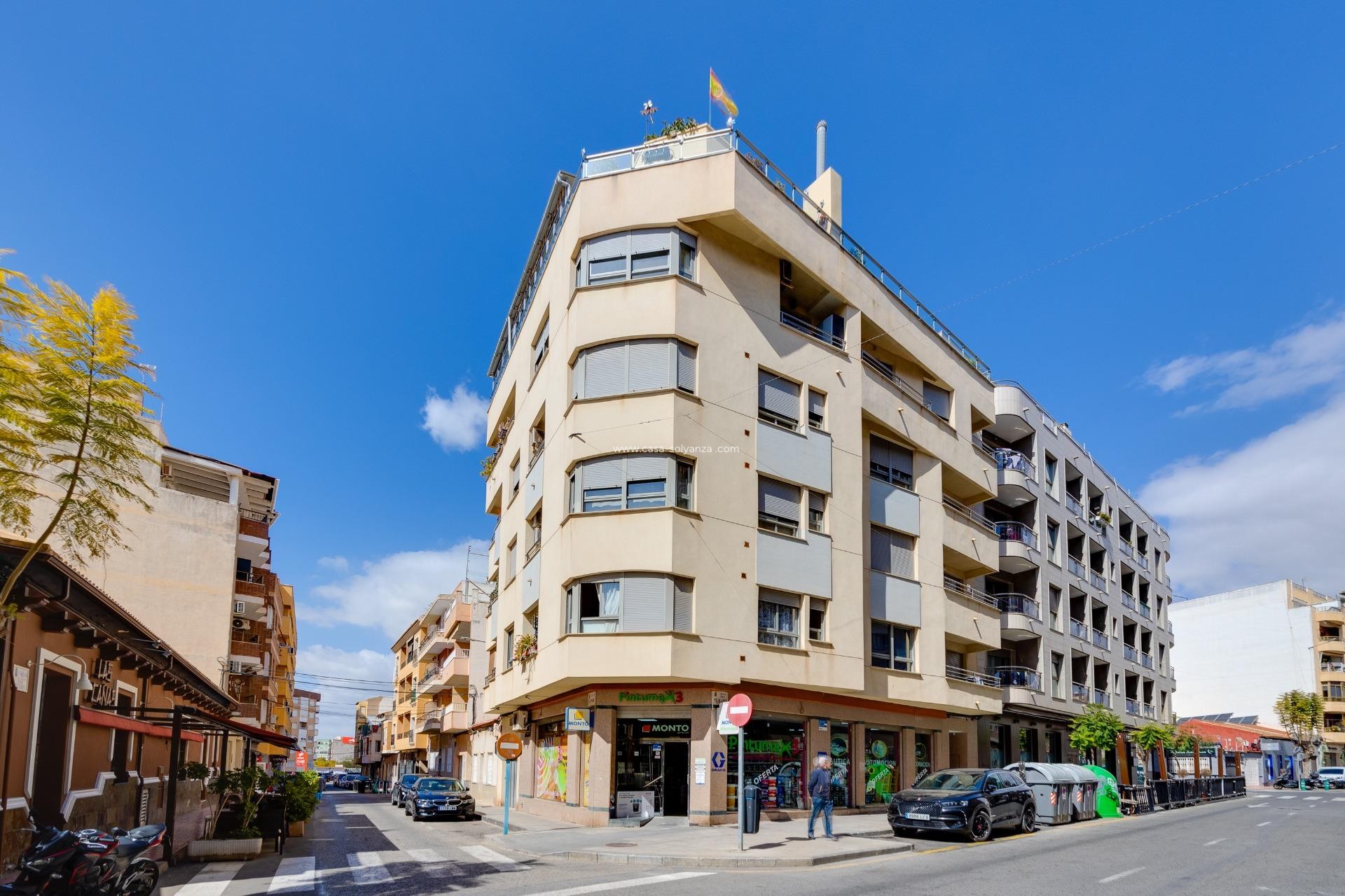 Resale - Apartment / flat - Torrevieja - Center