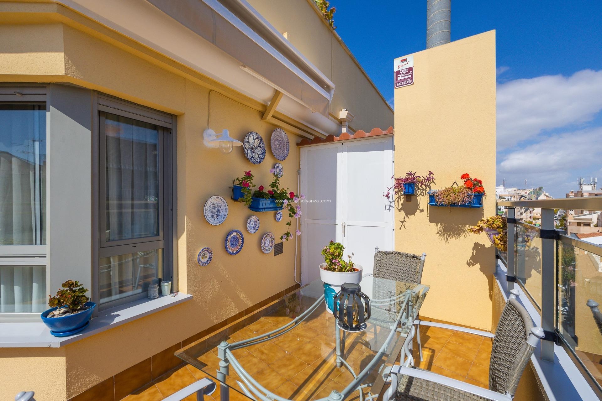 Resale - Apartment / flat - Torrevieja - Center