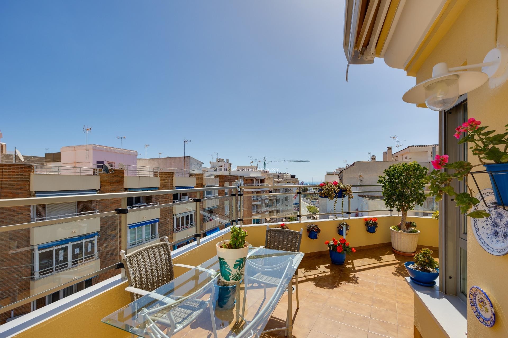 Resale - Apartment / flat - Torrevieja - Center