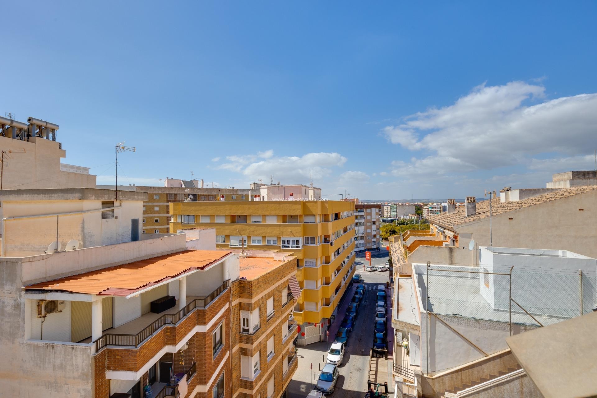 Resale - Apartment / flat - Torrevieja - Center