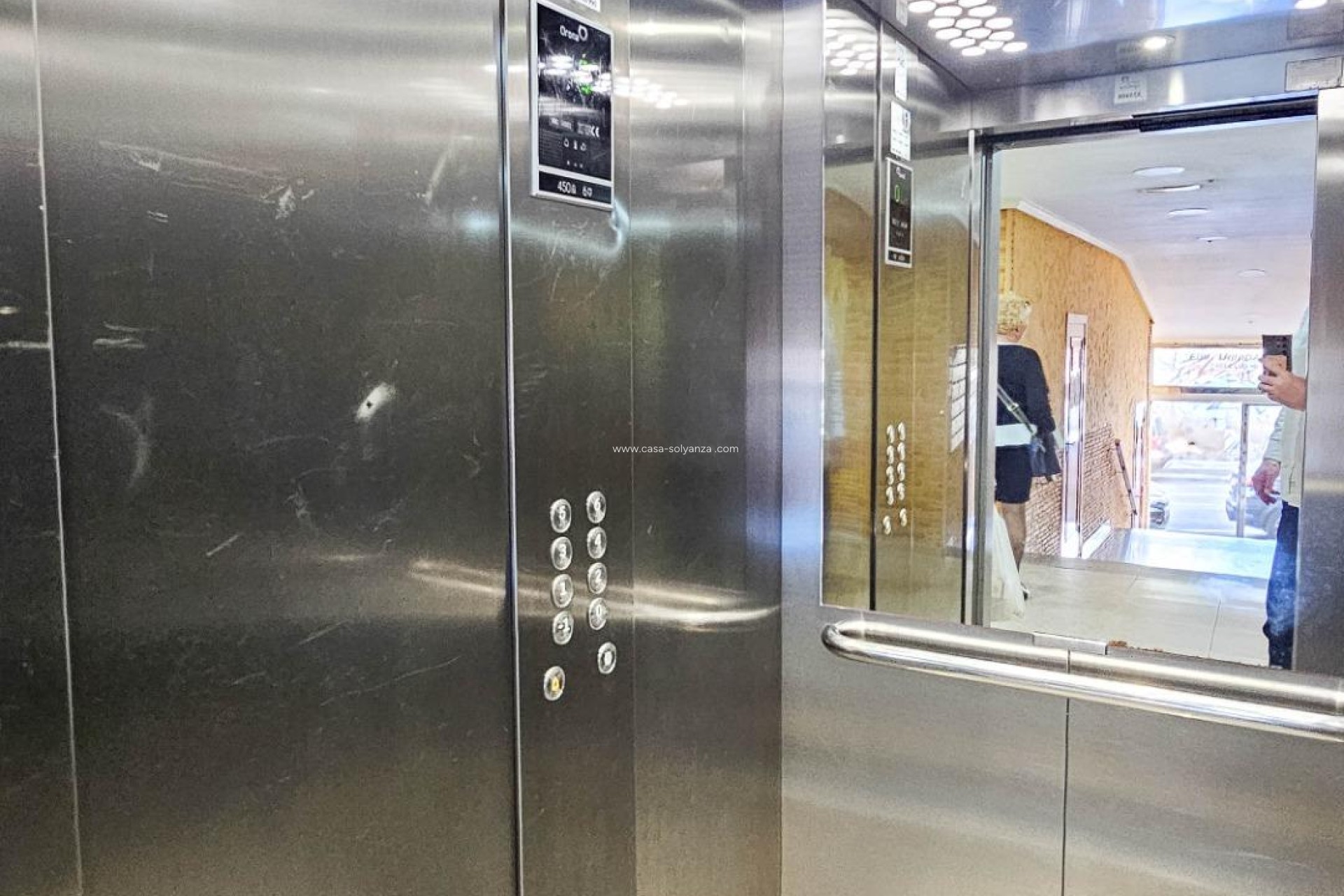 Resale - Apartment / flat - Torrevieja - Center