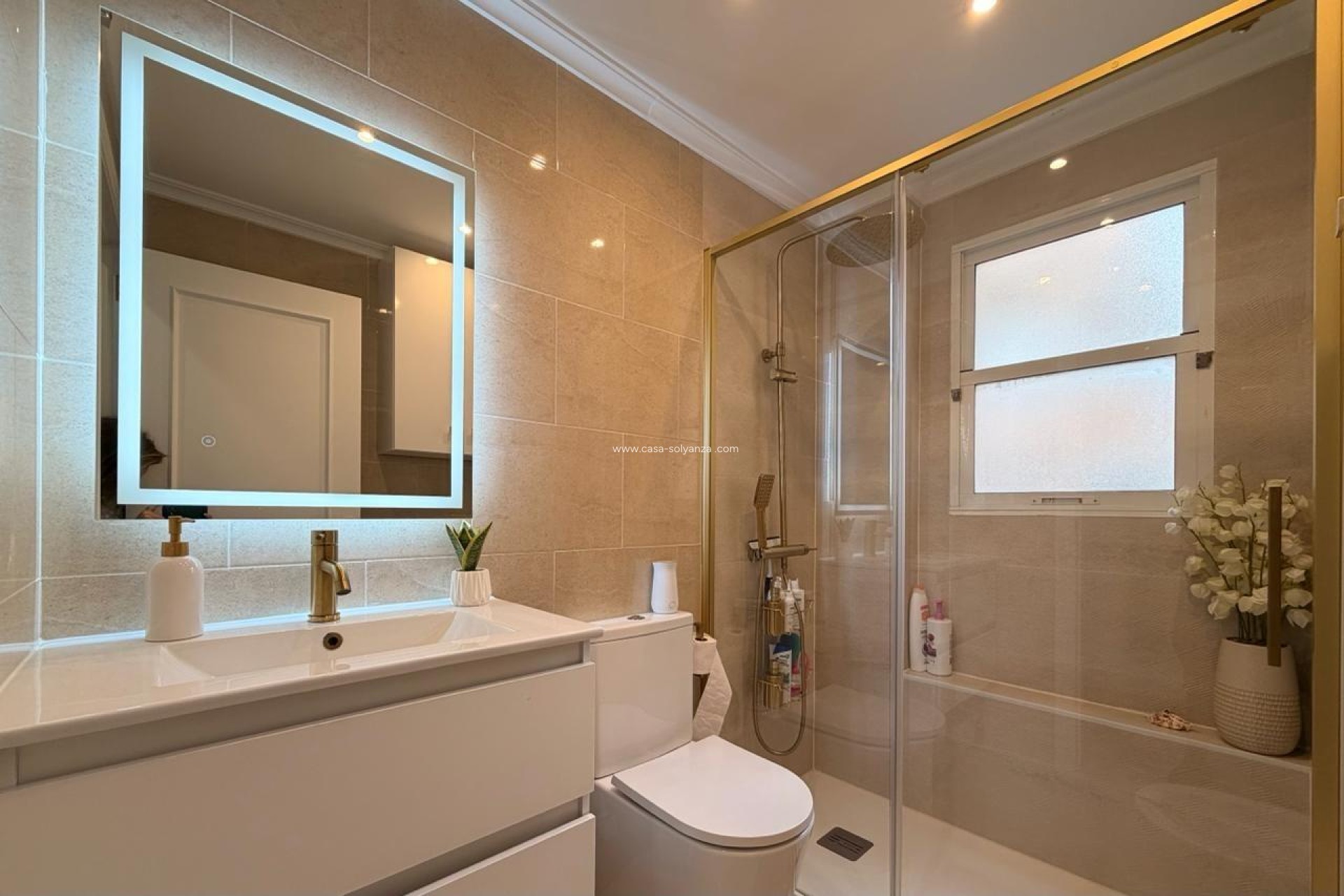 Resale - Apartment / flat - Torrevieja - Center