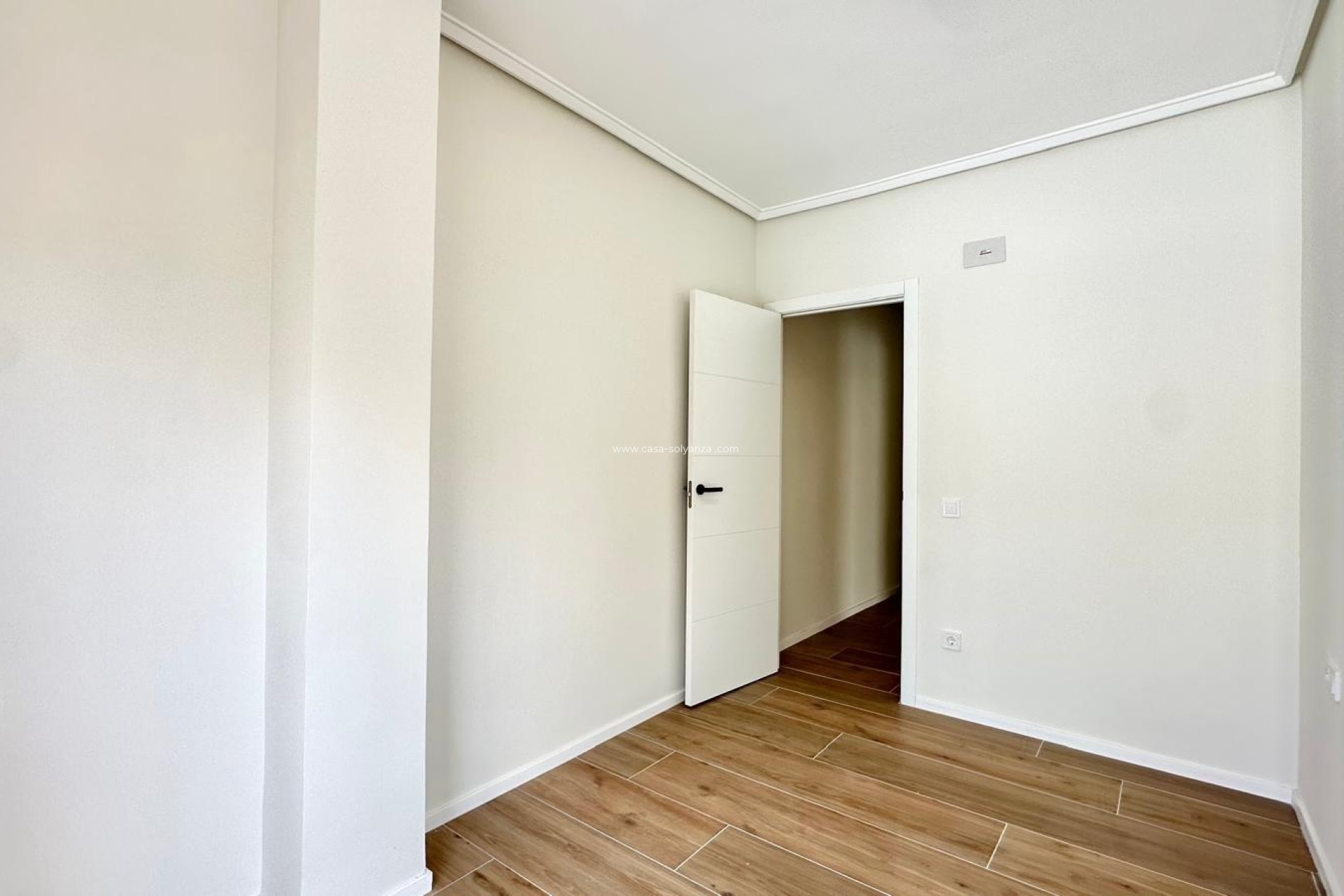 Resale - Apartment / flat - Torrevieja - Center