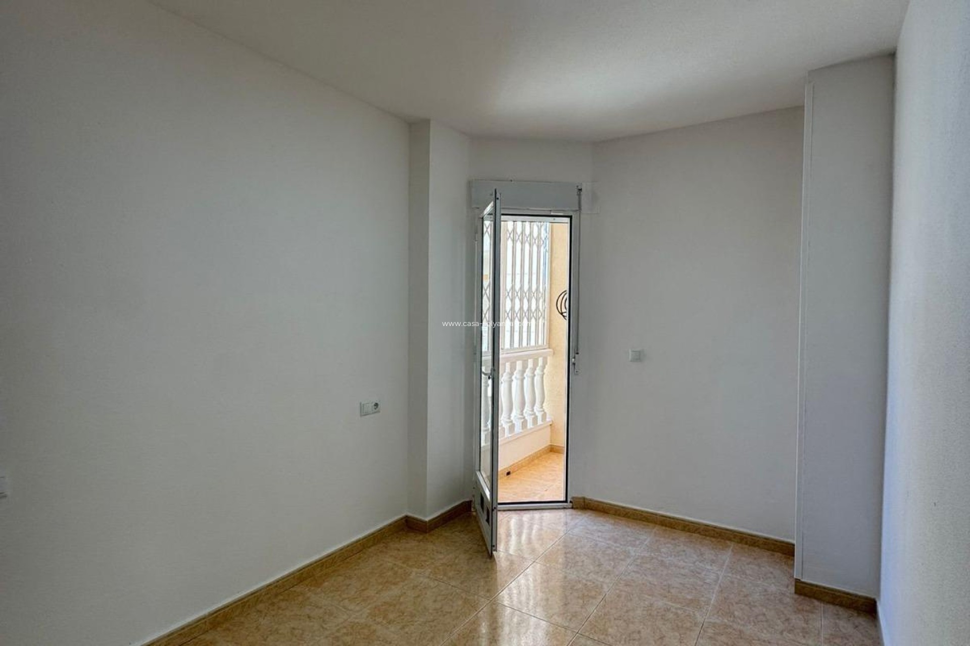 Resale - Apartment / flat - Torrevieja - Center