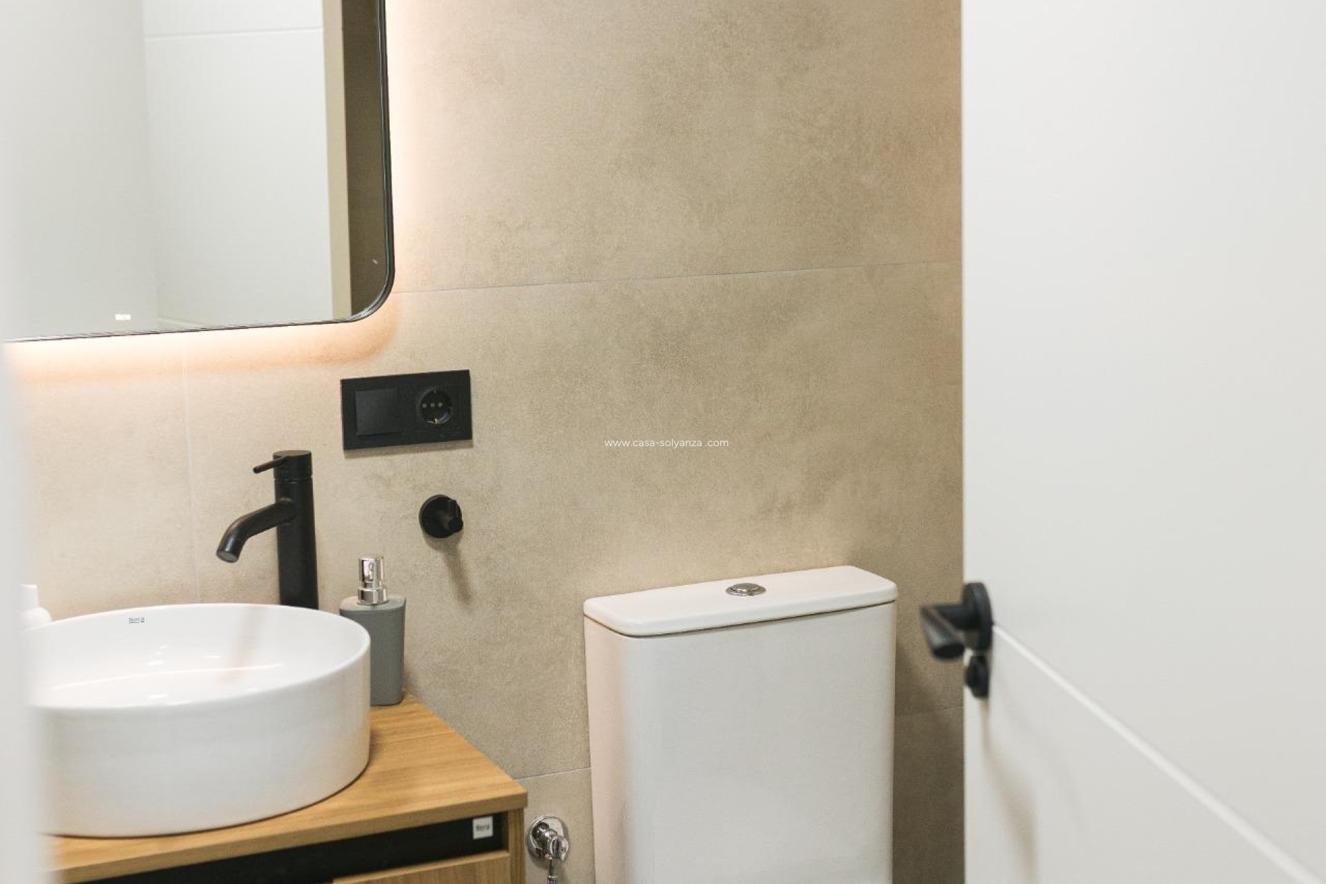 Resale - Apartment / flat - Torrevieja - Center