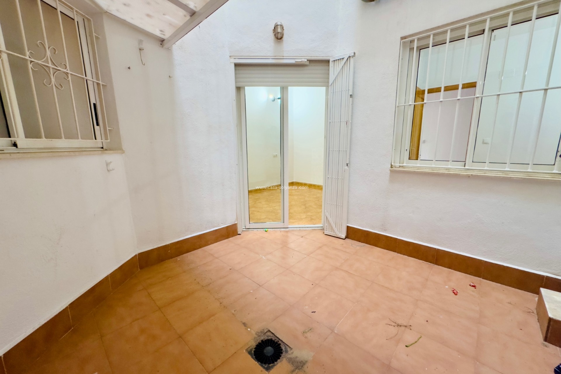 Resale - Apartment / flat - Torrevieja - Center