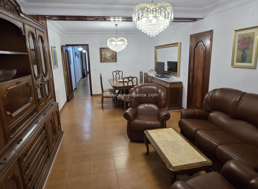 Resale - Apartment / flat - Torrevieja - Center