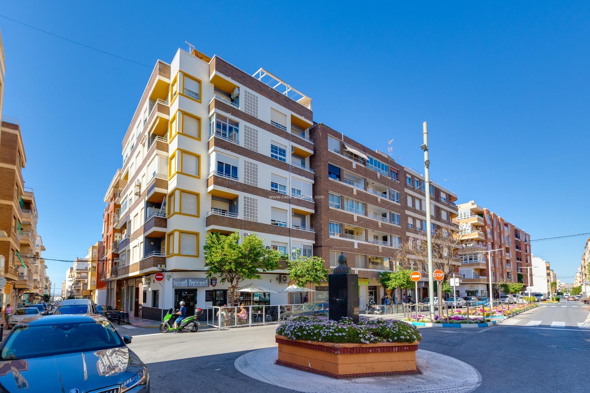 Resale - Apartment / flat - Torrevieja - Center