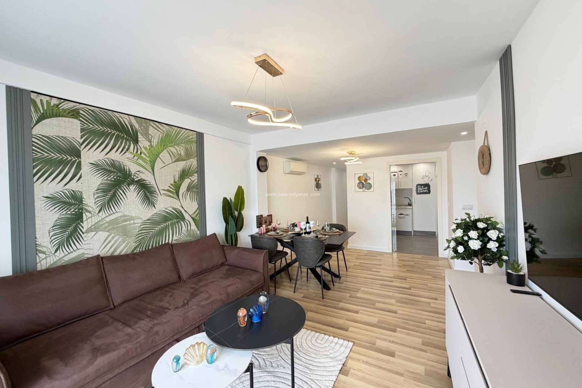 Resale - Apartment / flat - Torrevieja - Center