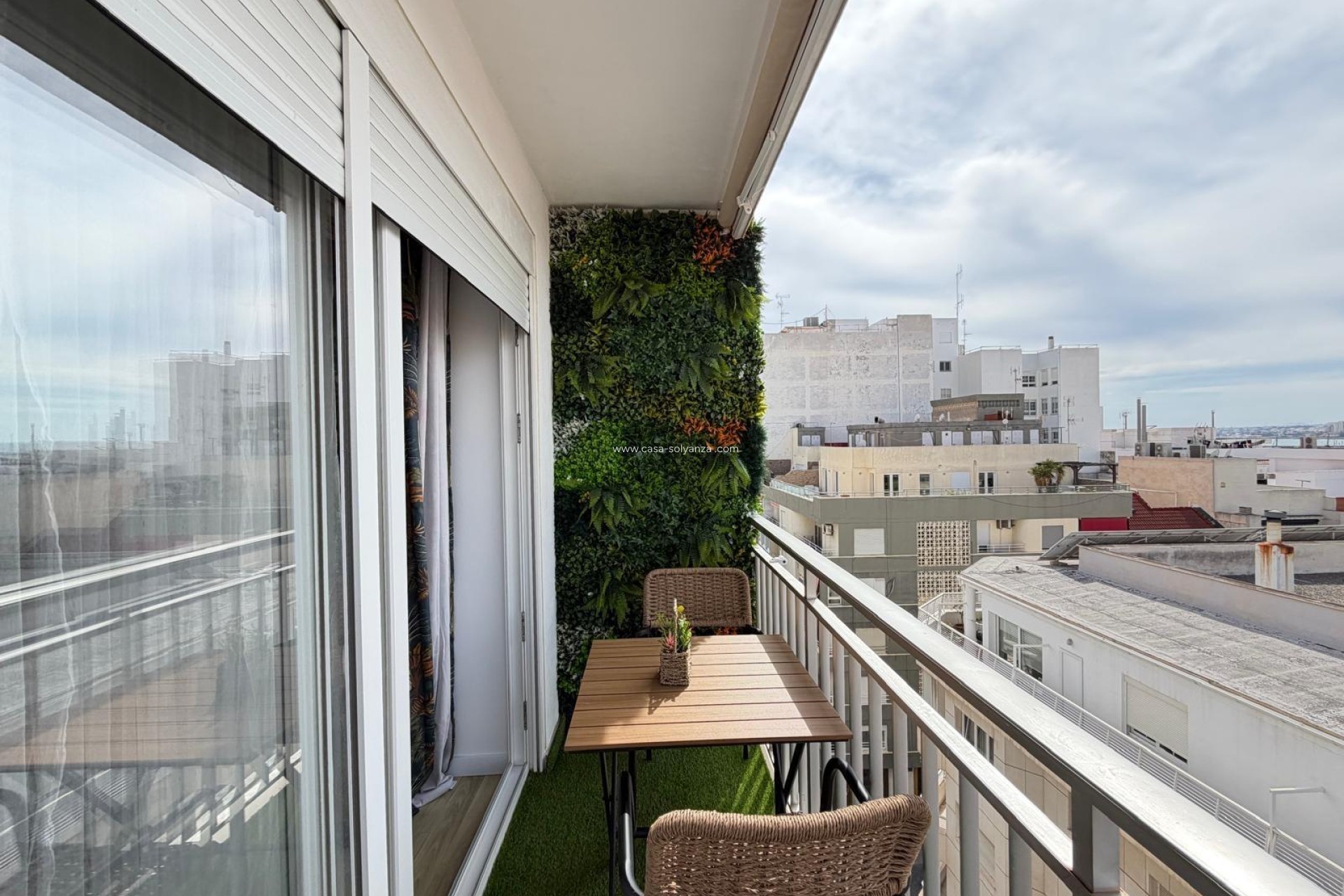 Resale - Apartment / flat - Torrevieja - Center