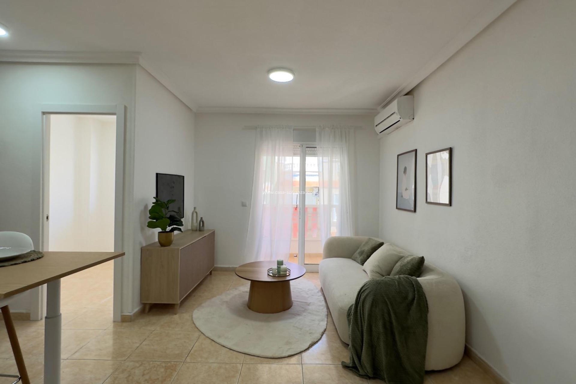 Resale - Apartment / flat - Torrevieja - Center