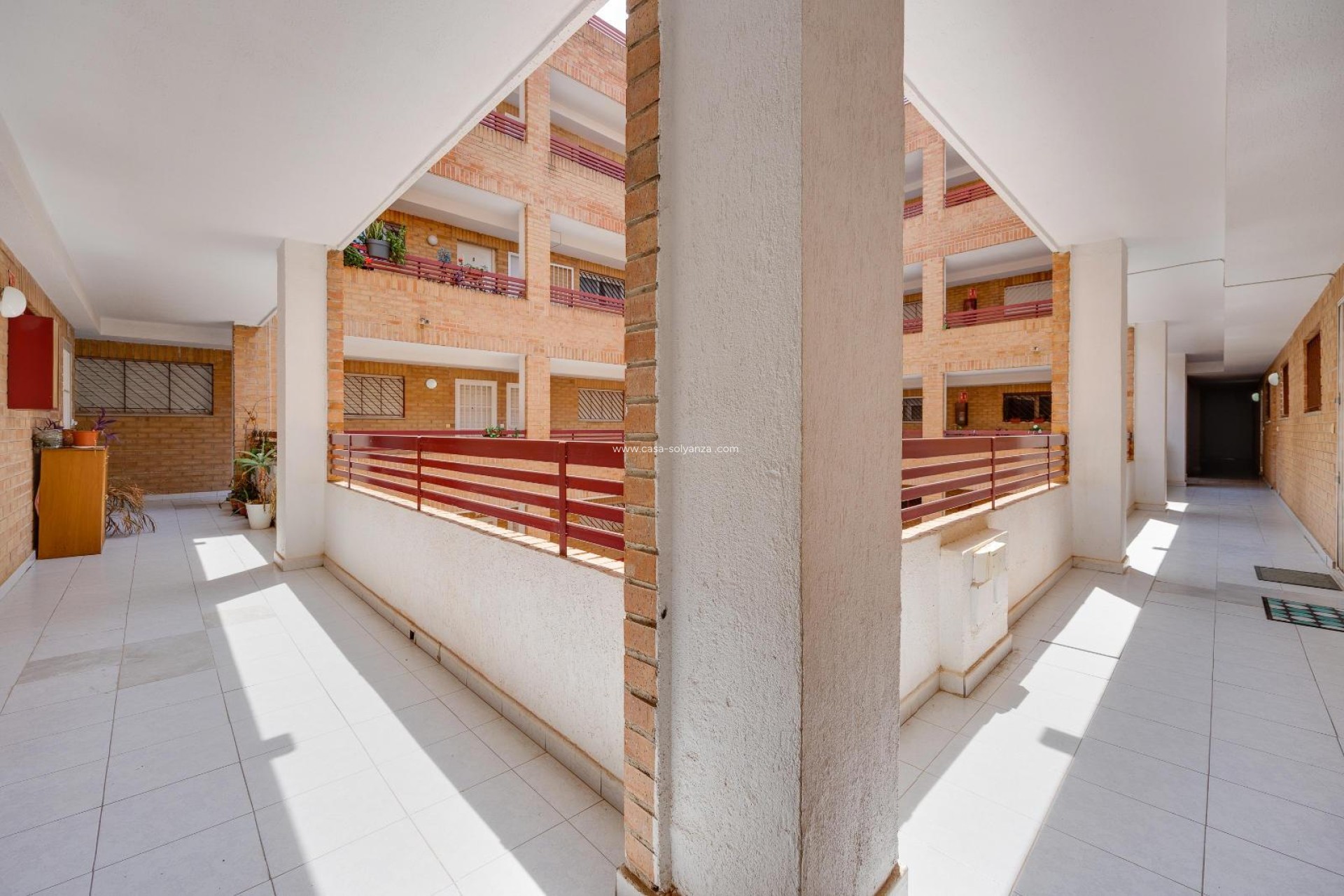 Resale - Apartment / flat - Torrevieja - Center