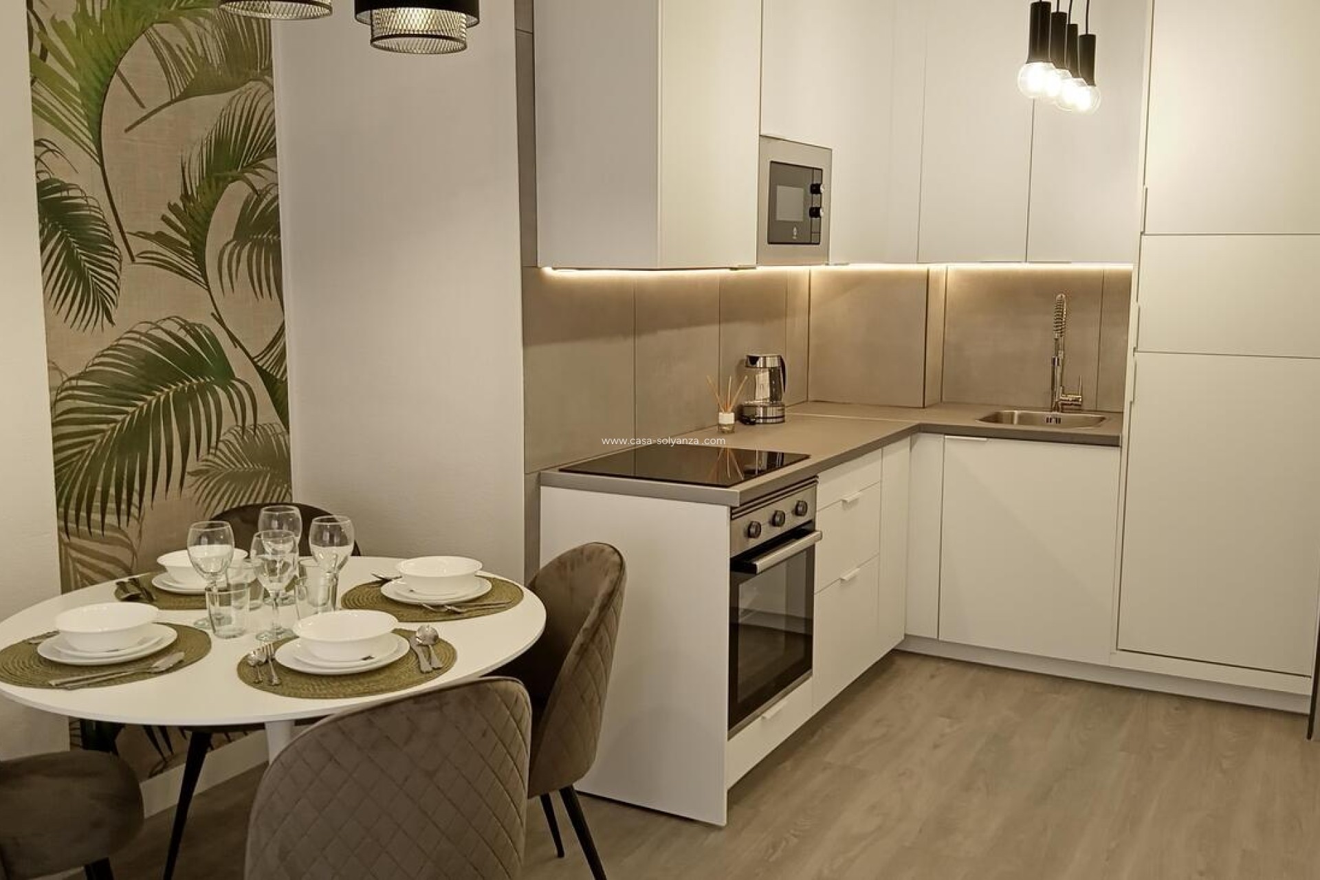 Resale - Apartment / flat - Torrevieja - Center
