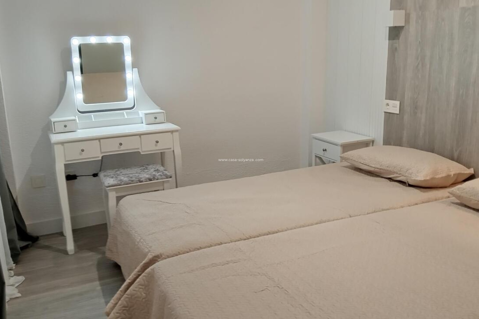 Resale - Apartment / flat - Torrevieja - Center