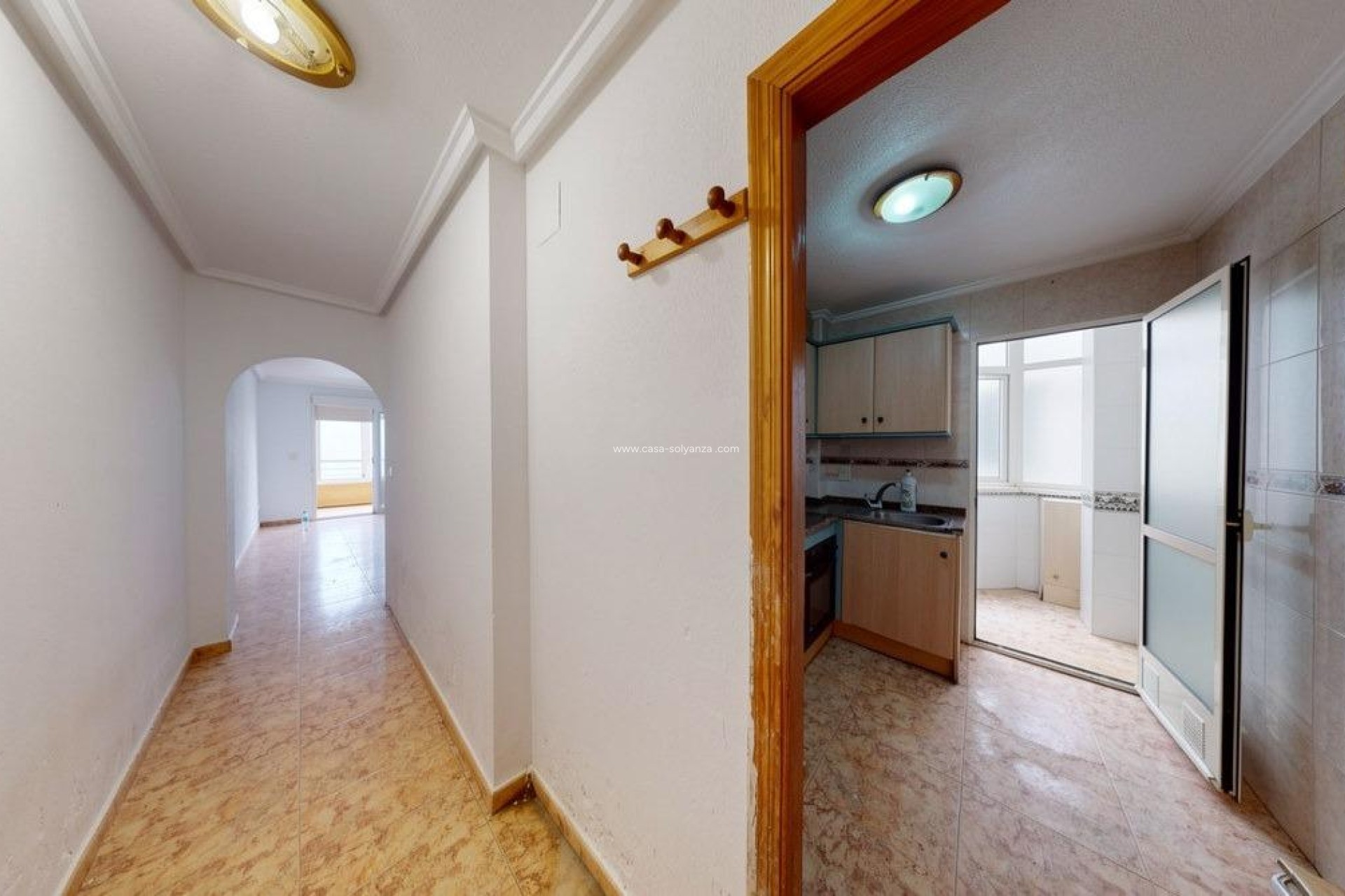 Resale - Apartment / flat - Torrevieja - Center