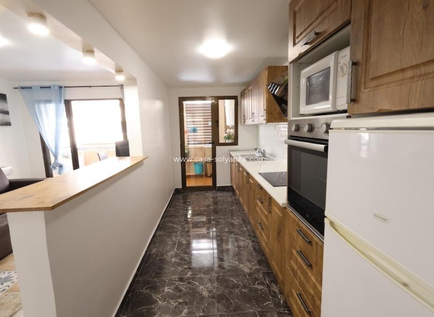 Resale - Apartment / flat - Torrevieja - Center