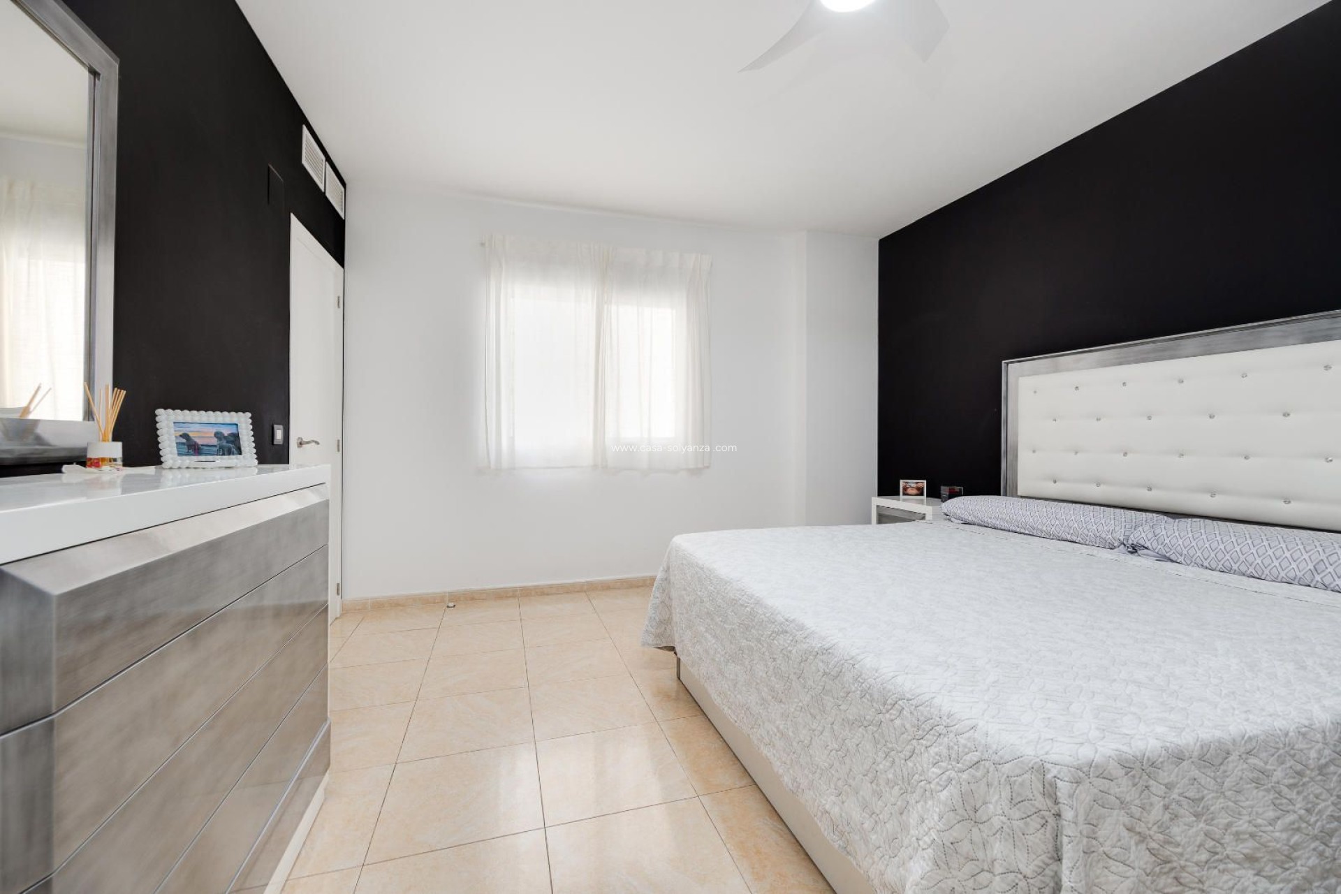 Resale - Apartment / flat - Torrevieja - Centro - Muelle Pesquero