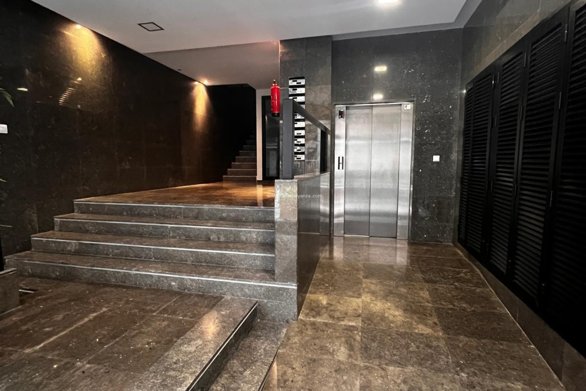 Resale - Apartment / flat - Torrevieja - Centro - Muelle Pesquero