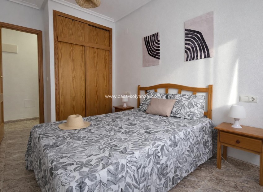 Resale - Apartment / flat - Torrevieja - Centro - Muelle Pesquero