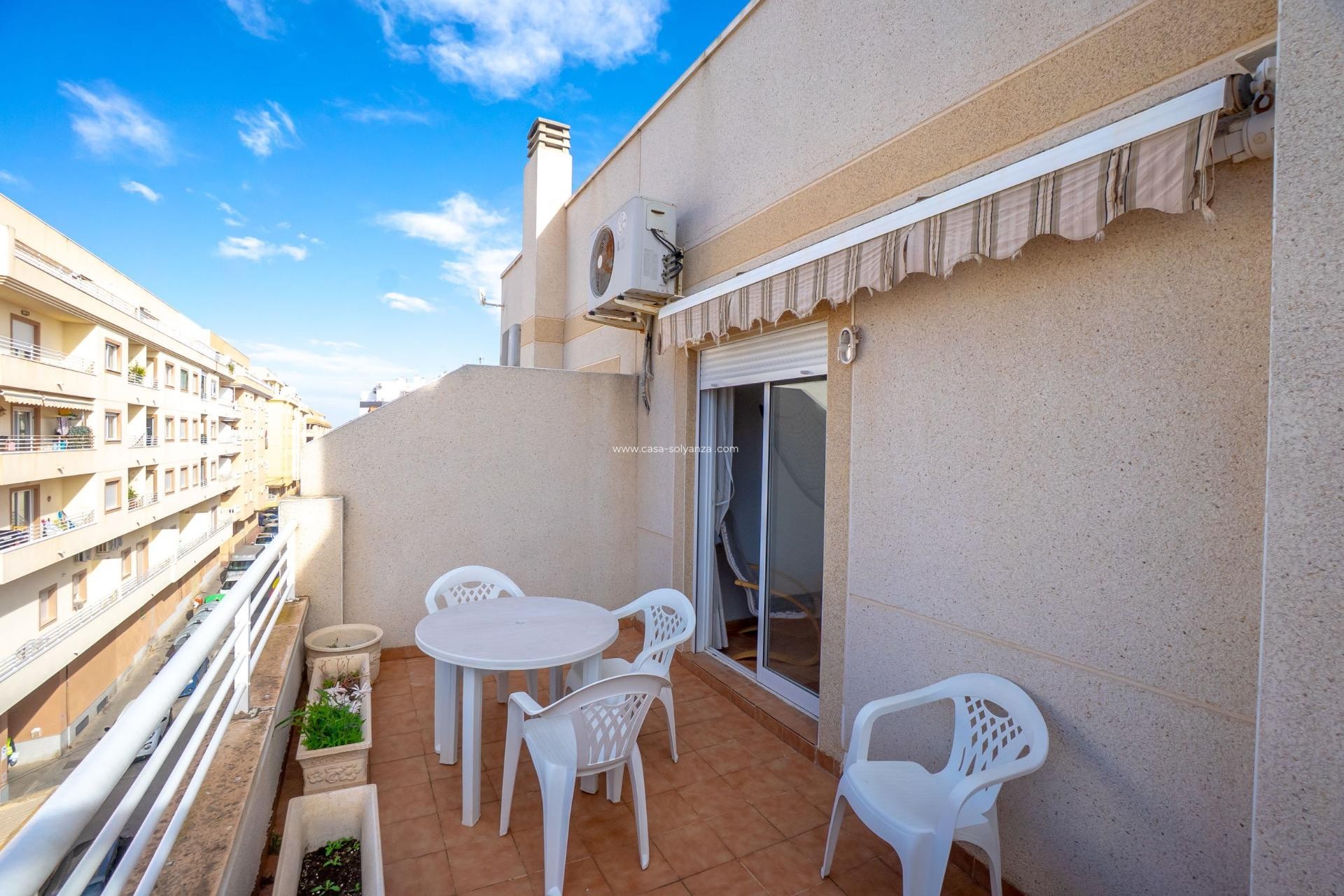 Resale - Apartment / flat - Torrevieja - Centro
