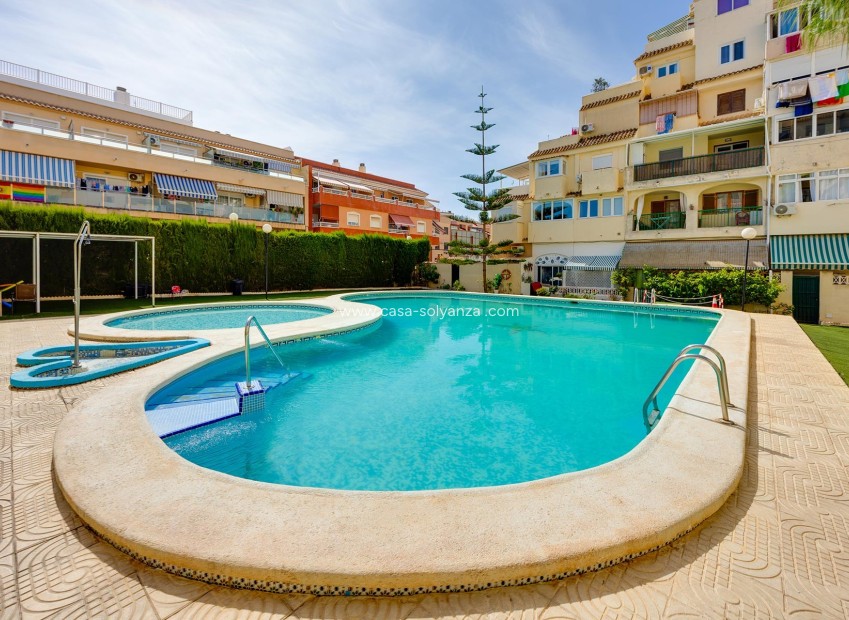 Resale - Apartment / flat - Torrevieja - Costa Blanca