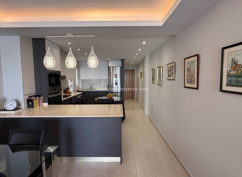 Resale - Apartment / flat - Torrevieja - Costa Blanca